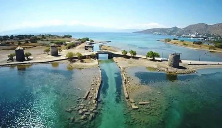 Вілла Glan Y Mor Ellinika  Екстер'єр фото